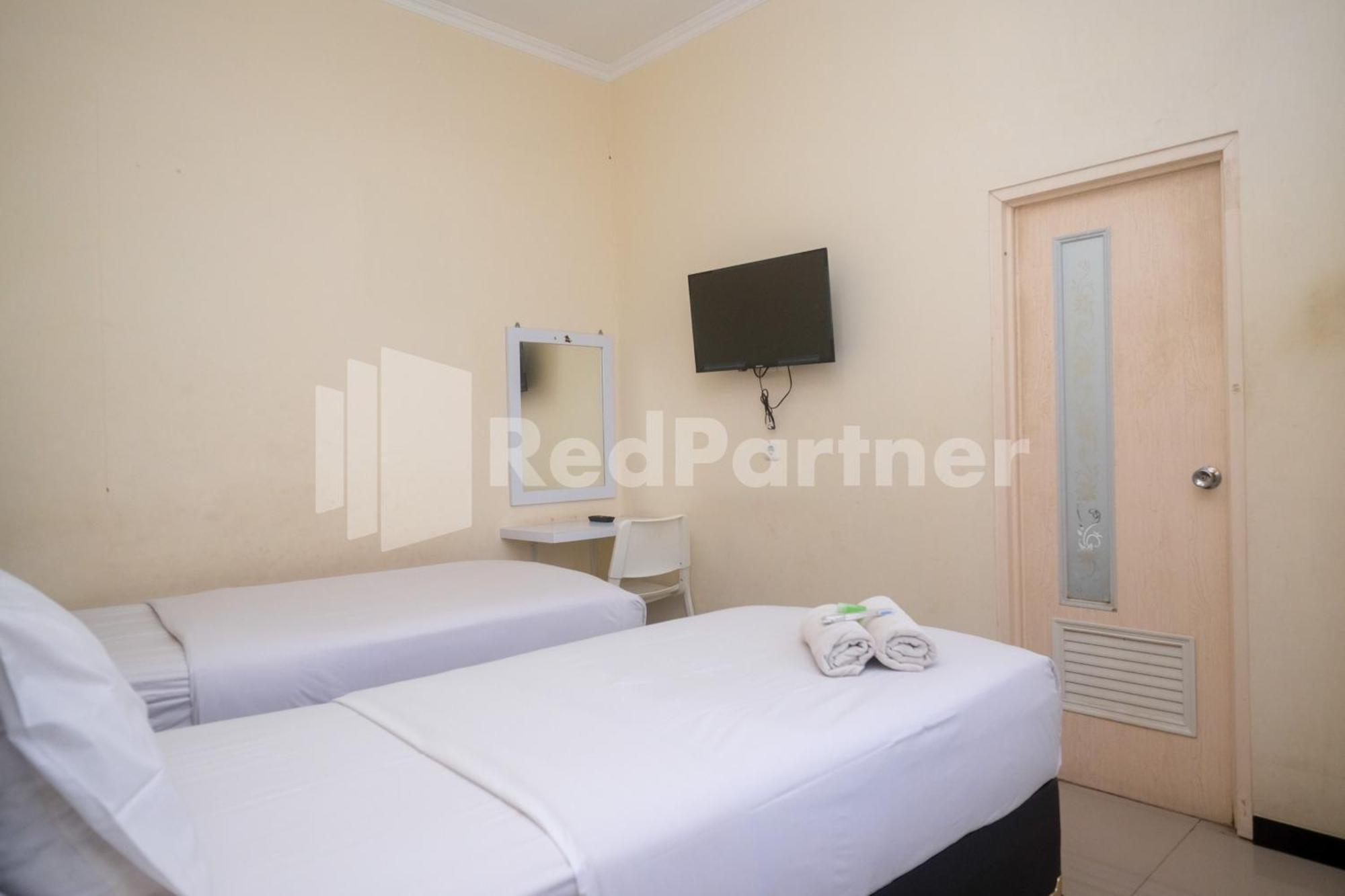 Hotel Griya Loka 2 Syariah Near Simpang Lima Mitra Reddoorz Semarang Exterior foto